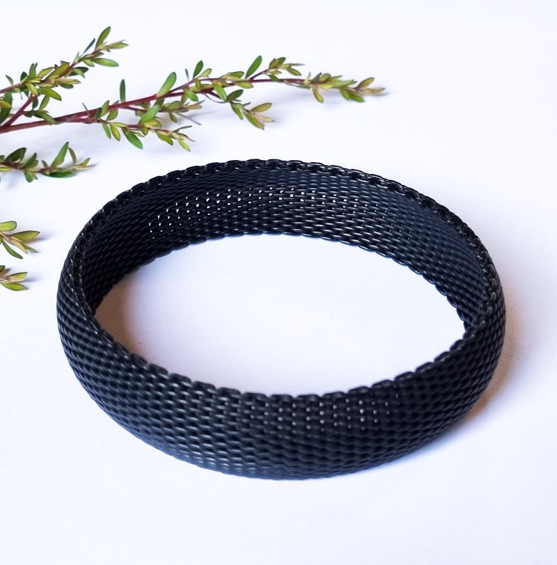 Paris Contemporary Chic Bracelet- Mesh Blk