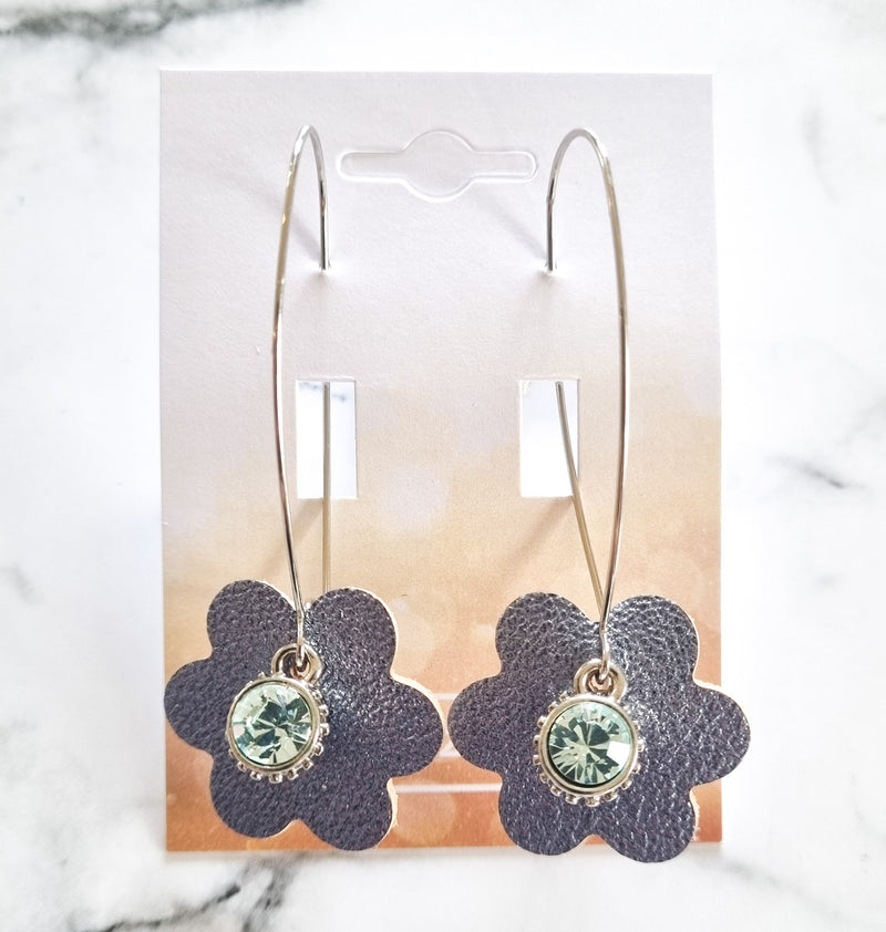 Nouvelle Zealande Chic Earrings - Crystal Flowers Mid Blue Silver