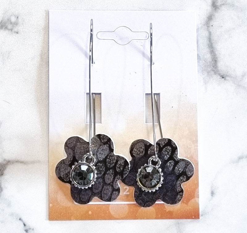 Nouvelle Zealande Chic Earrings - Crystal Flowers Gunmetal Silver