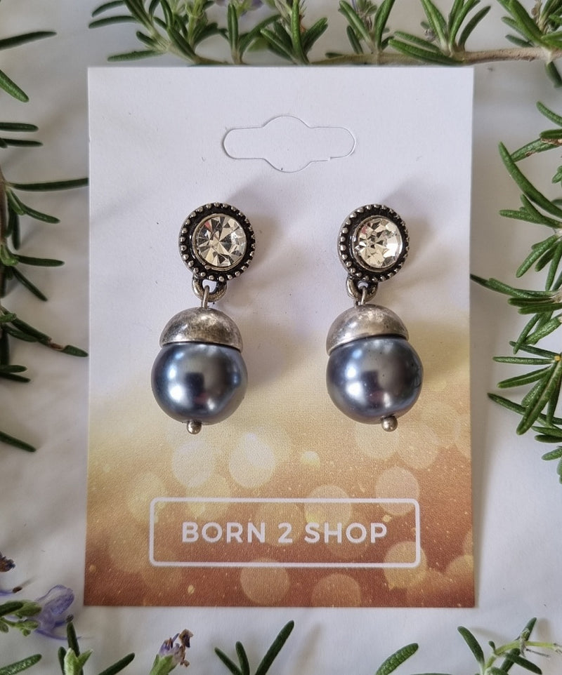 Milano Swarovski Sophisticated Earrings - Grey Pearl Silver Cap