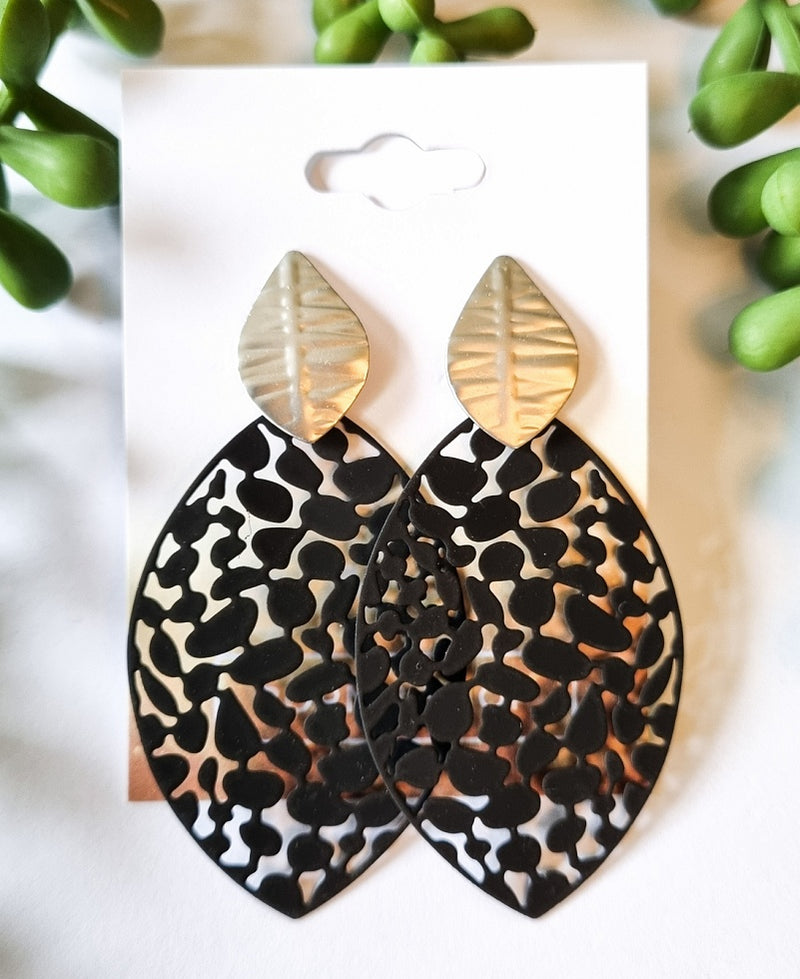 Paris Contemporary Chic Filigree Leaf Earrings - Black - Silver