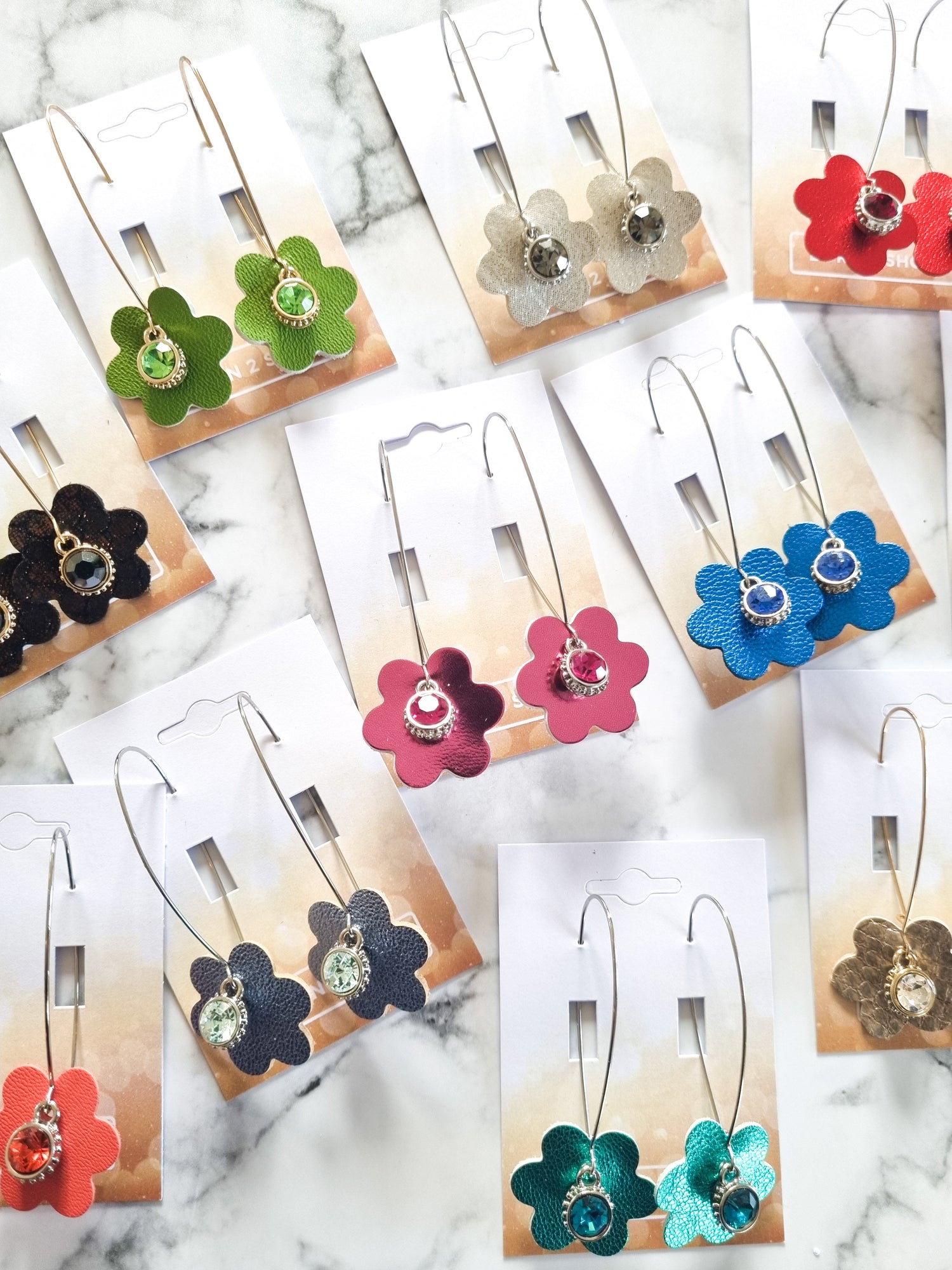 Nouvelle Zealande Chic Earrings - Crystal Flowers