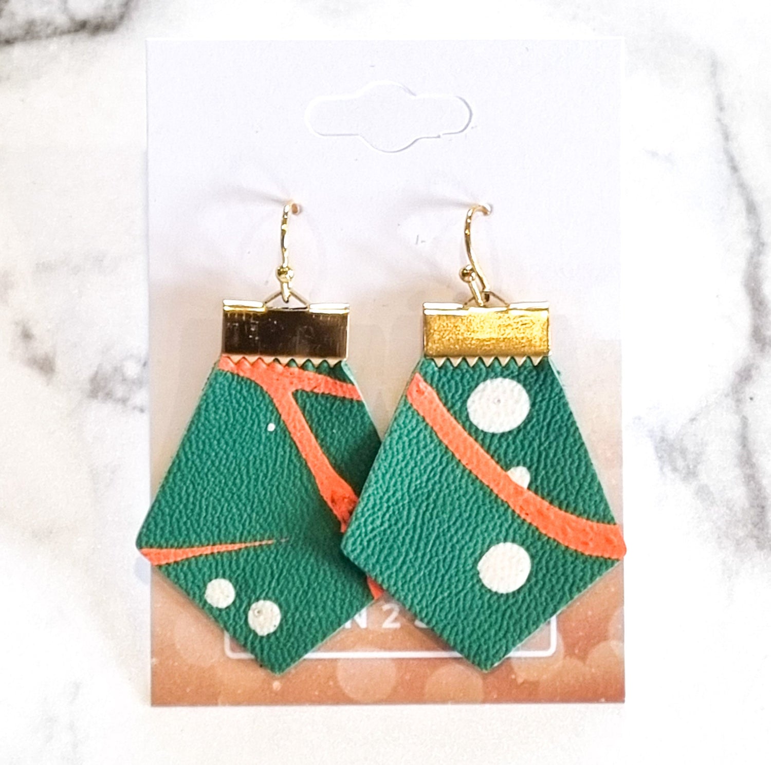 Nouvelle Zealande Chic Earrings - Medium Prism