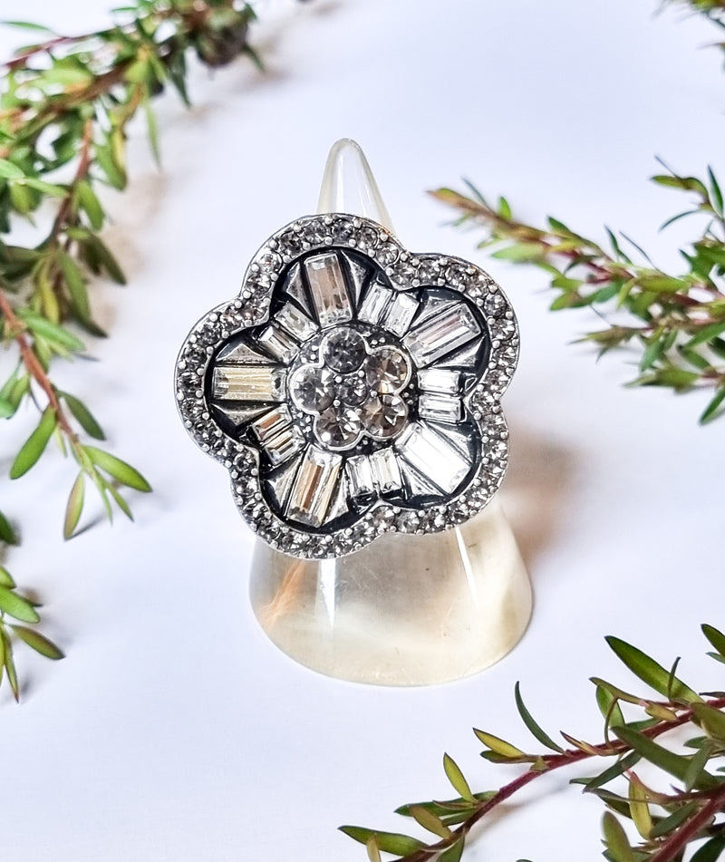 Milano Swarovski Ring - BD Cry Flower