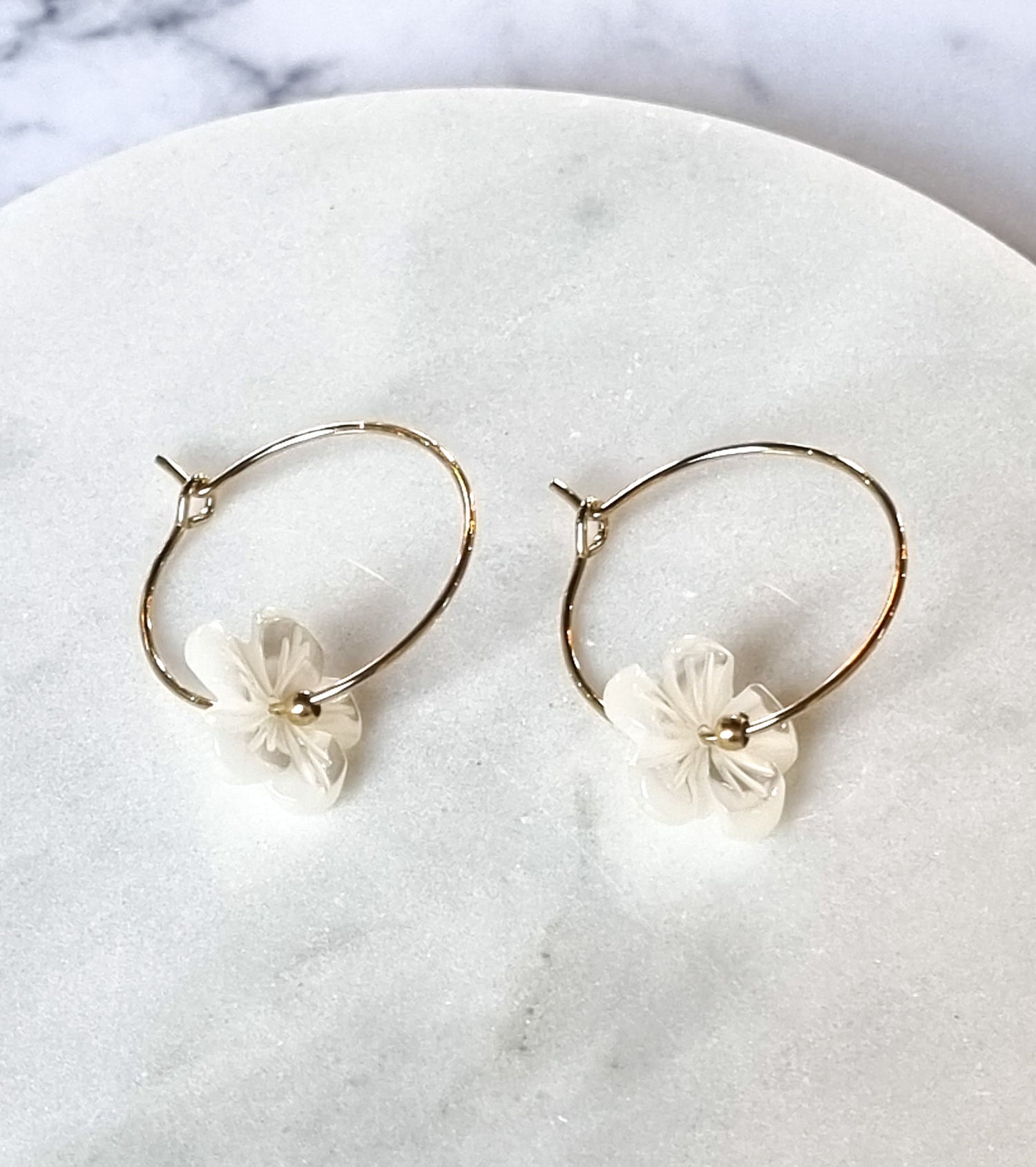 London Chic Earrings - Mother of Pearl Flower Hoop