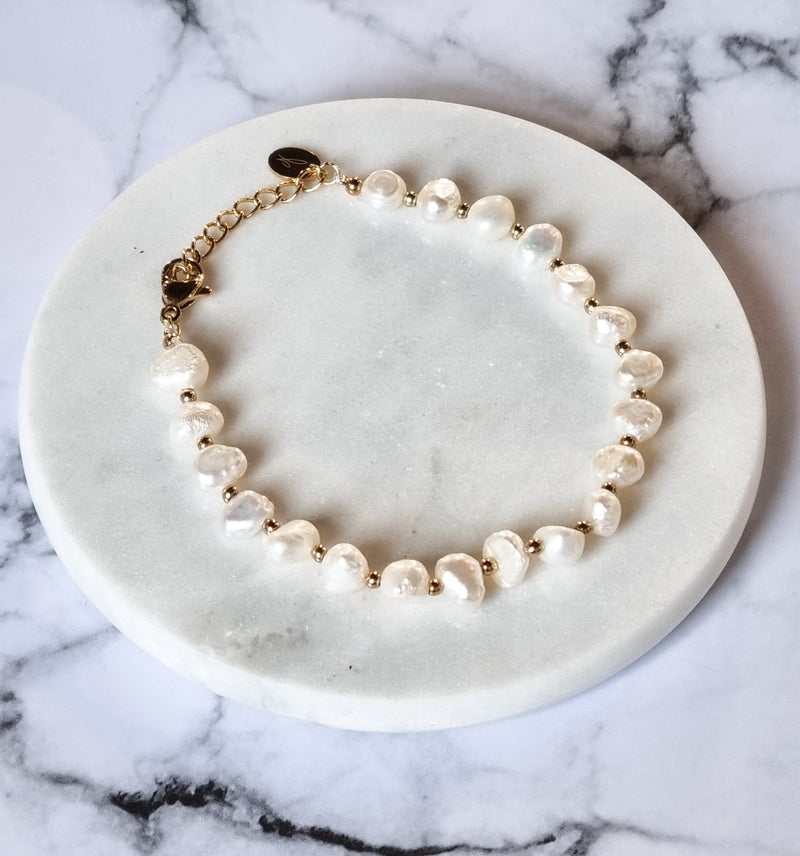 London Chic Bracelet - Pearls - Gold