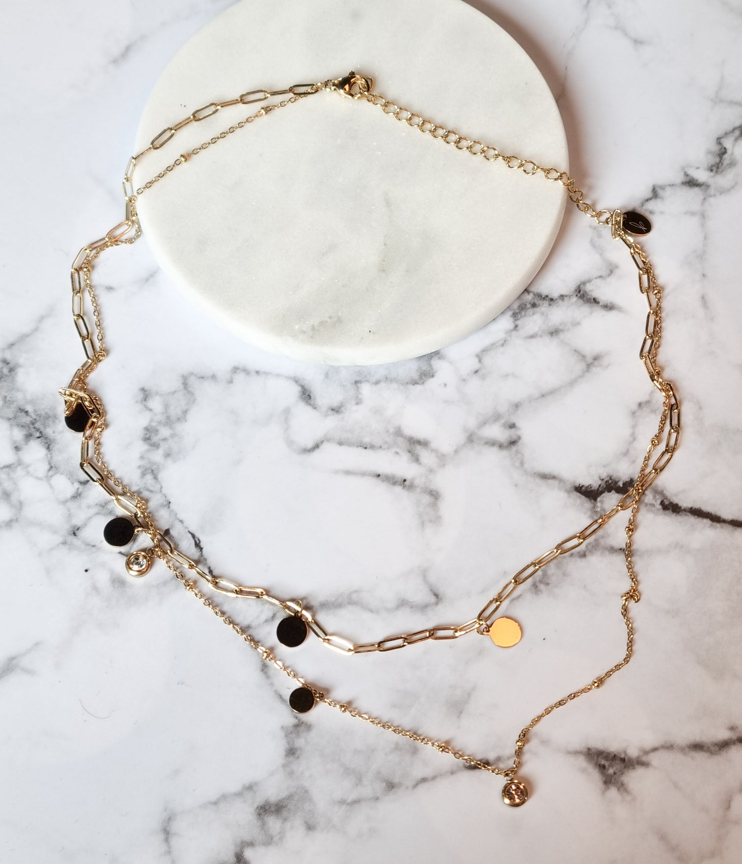 London Chic Necklace - Circle and Crystal - Gold