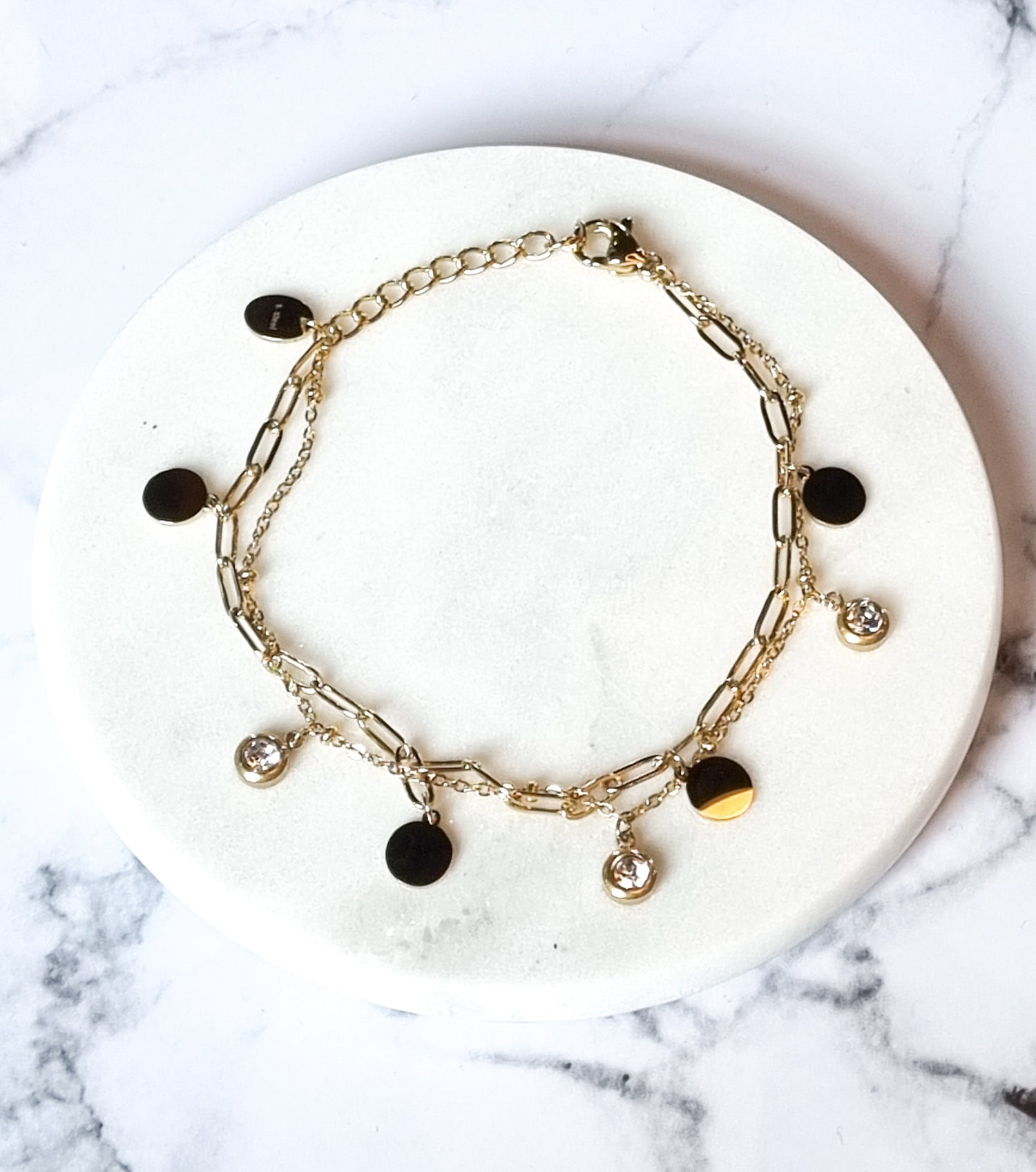 London Chic Bracelet - Circle and Crystal - Gold