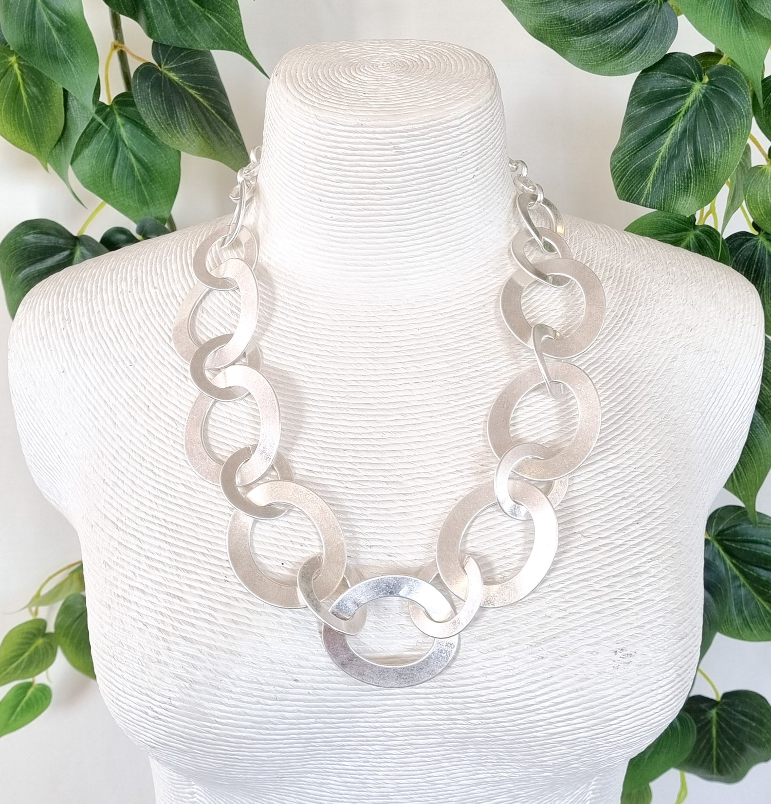 Saint Germain Contemporary Chic Necklace - SILRINGS
