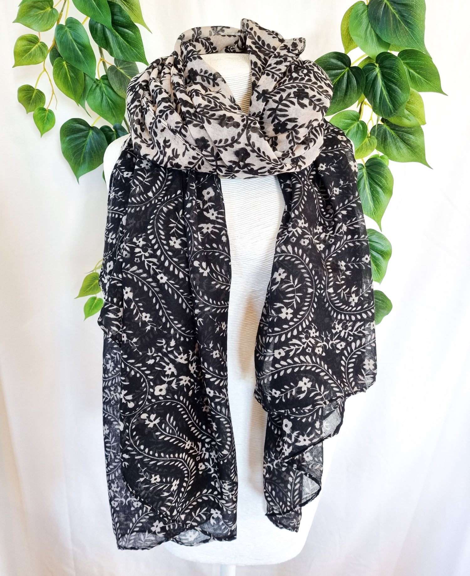 Viscose Scarf - Modern Black