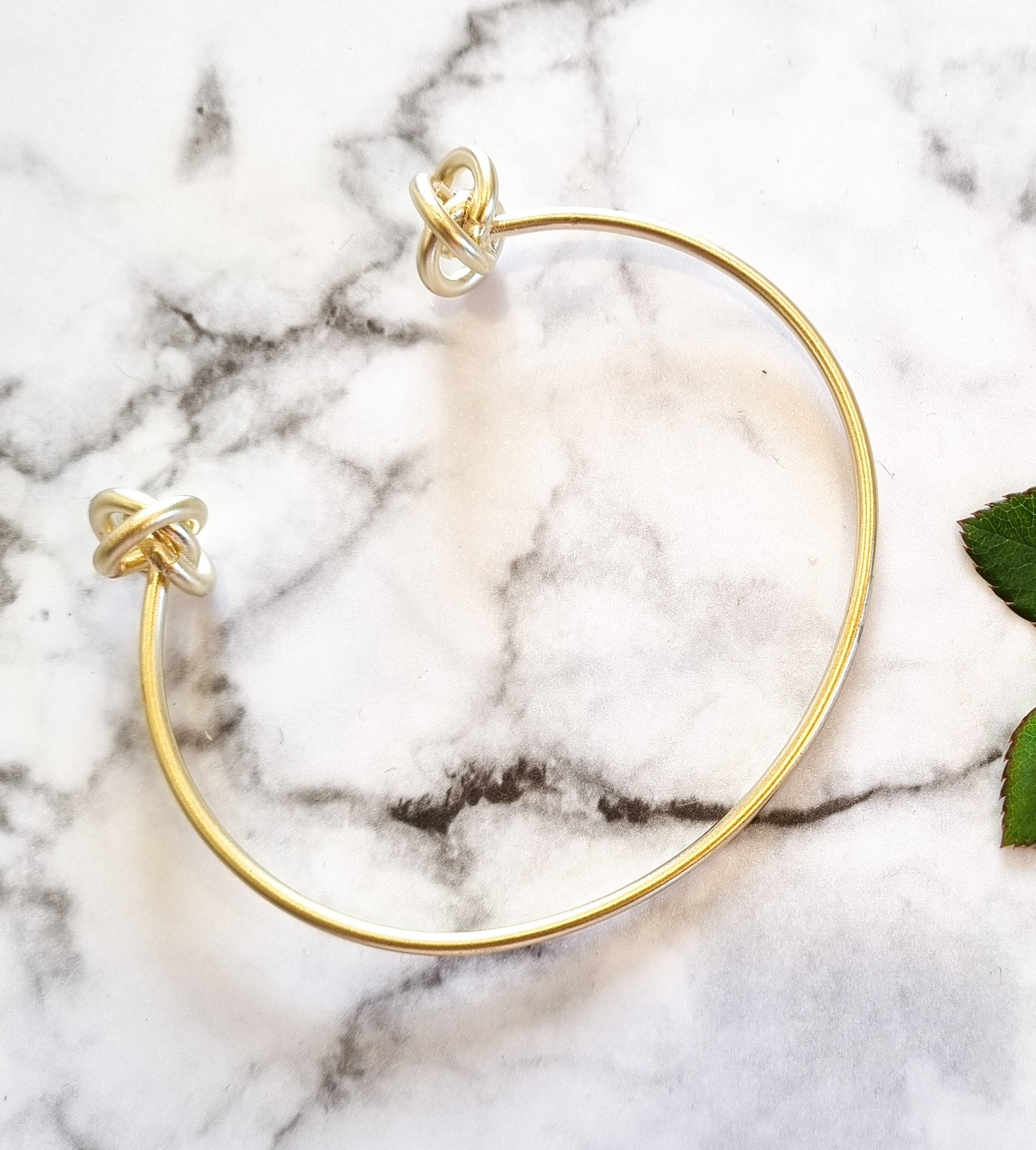 Paris Contemporary Chic Bracelet- Knot Gold