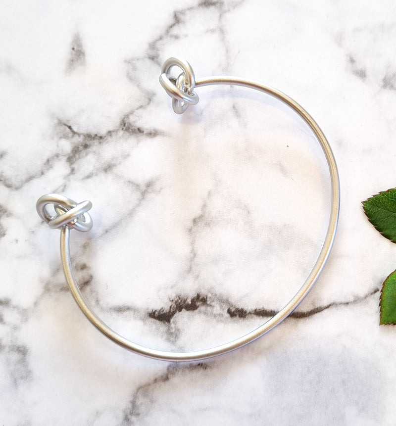 Paris Contemporary Chic Bracelet- Knot Silver