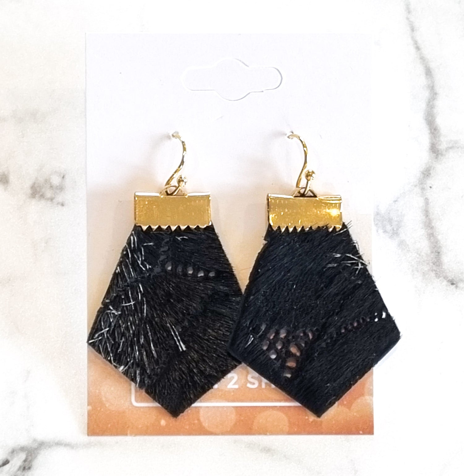 Nouvelle Zealande Chic Earrings - MPBLKLACEGO
