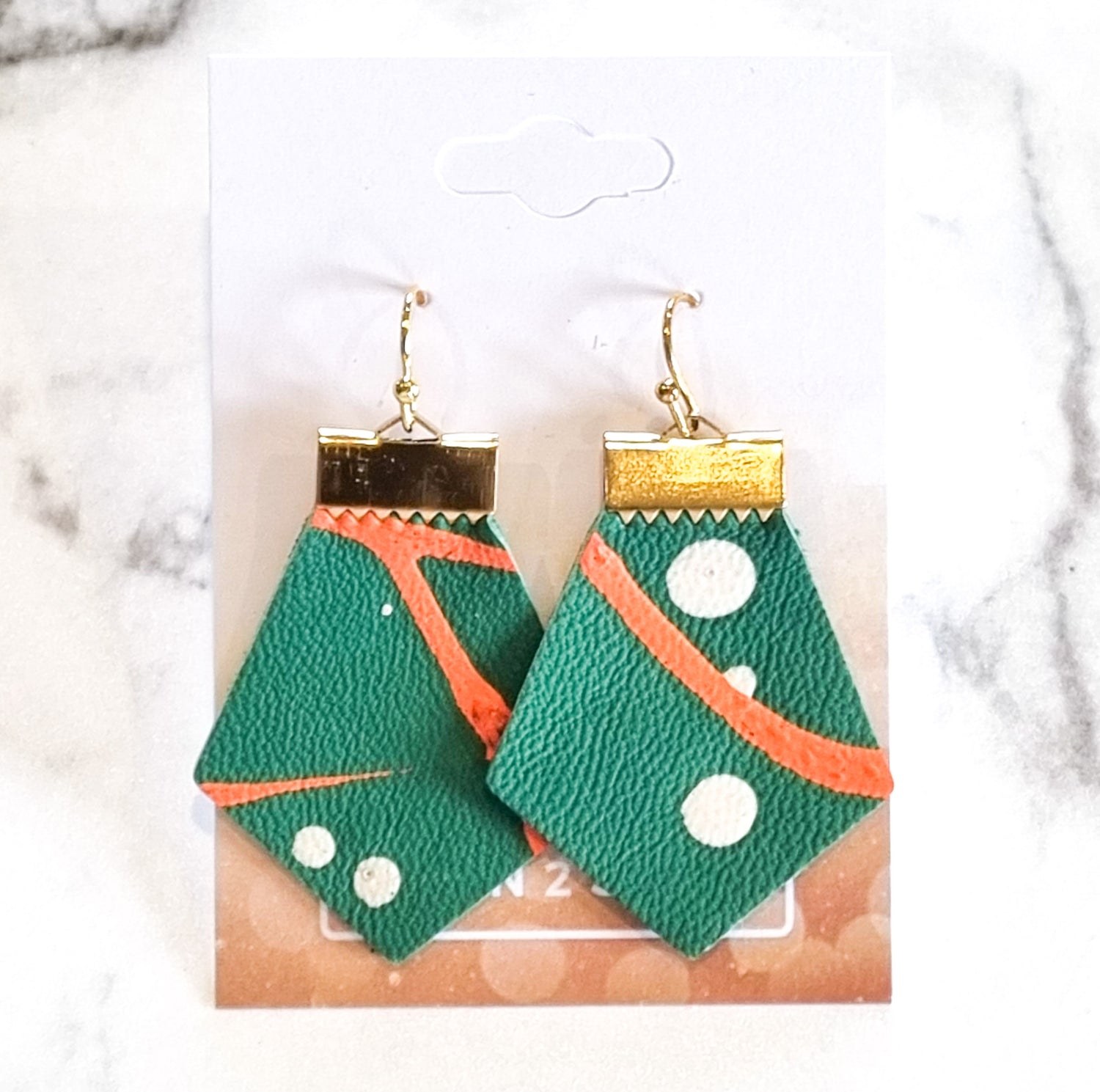 Nouvelle Zealande Chic Earrings - MPGRNSPLGO
