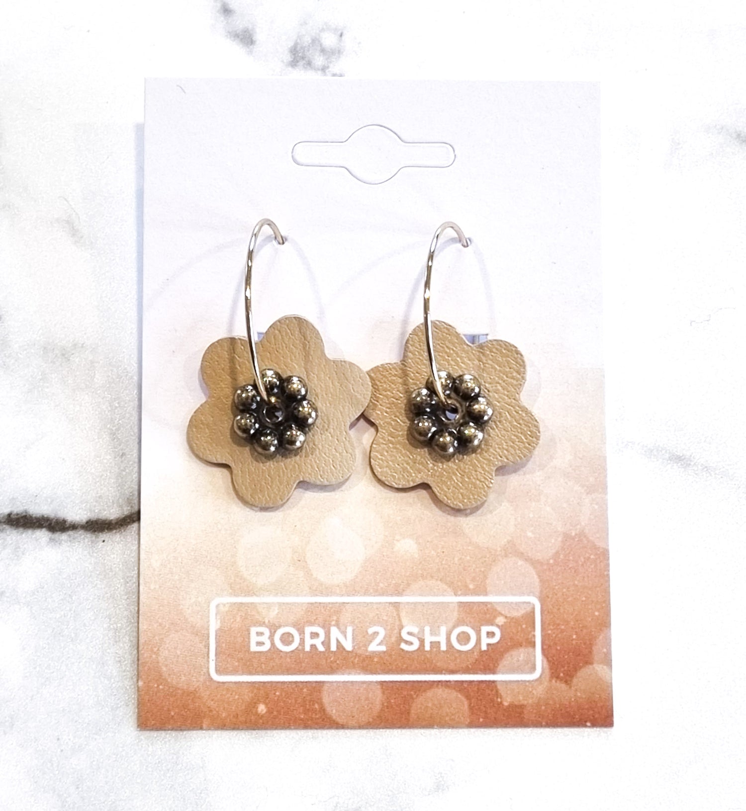 Nouvelle Zealande Chic Earrings - Flowers Camel Gold