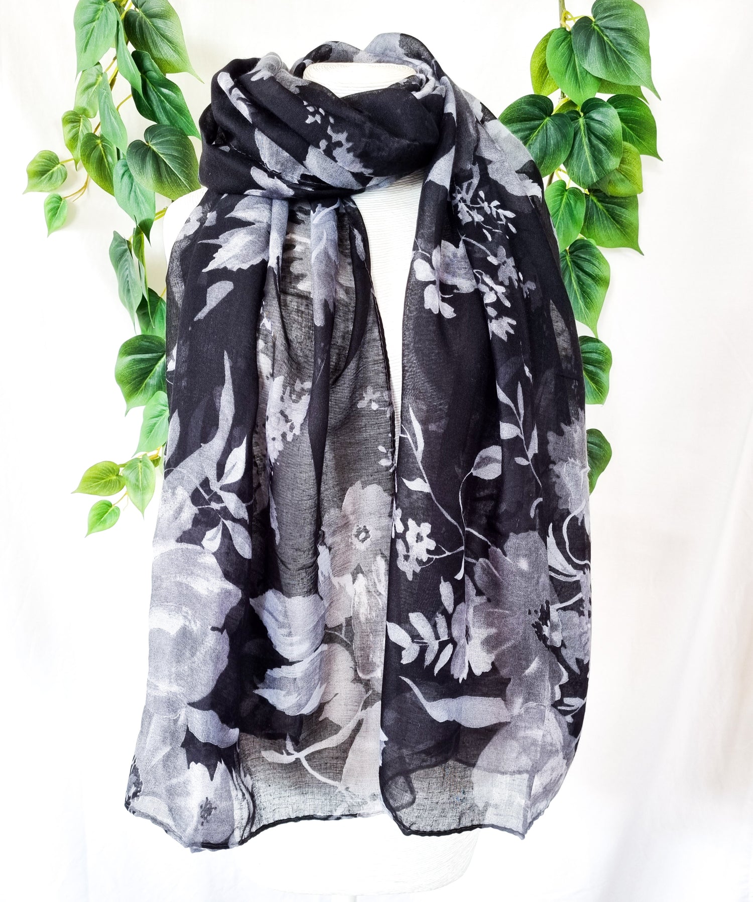 Viscose Scarf - Black Rose