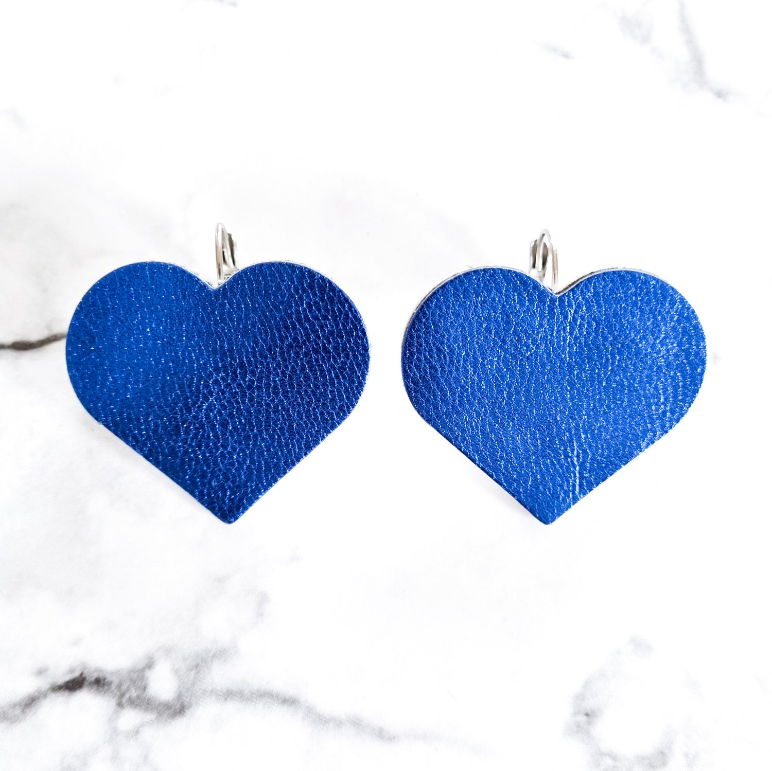 Nouvelle Zealande Chic Earrings - Large Heart Cobalt