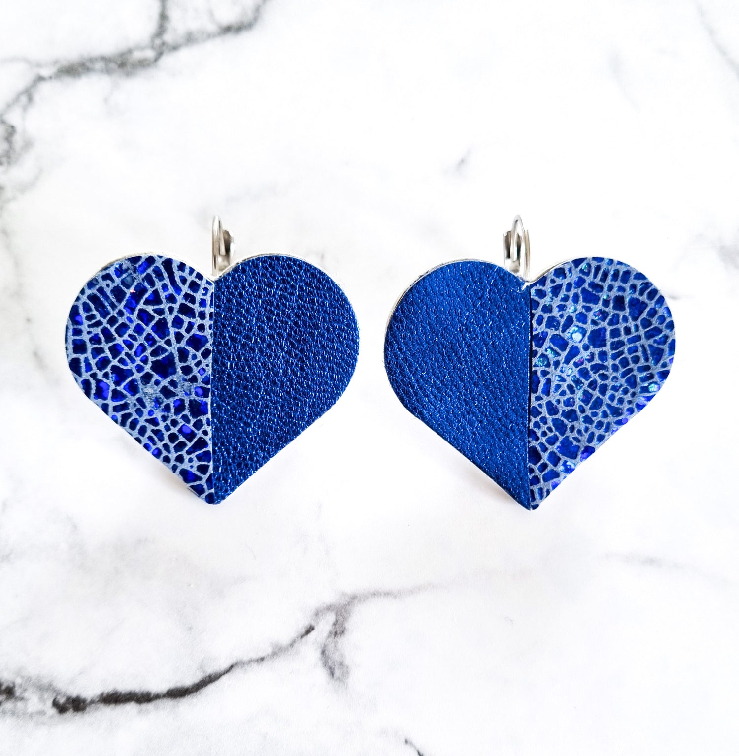 Nouvelle Zealande Chic Earrings - Large Heart Cobalt Shimmer