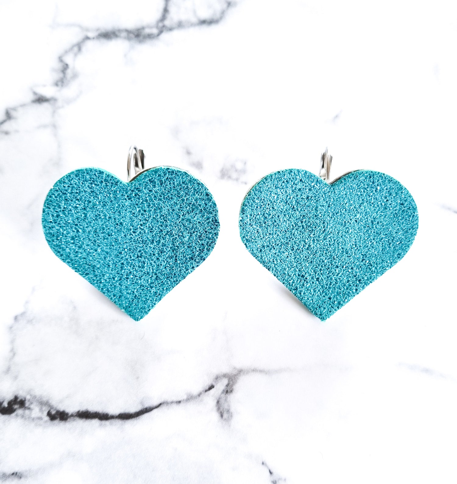 Nouvelle Zealande Chic Earrings - Large Heart Turquoise All Shine