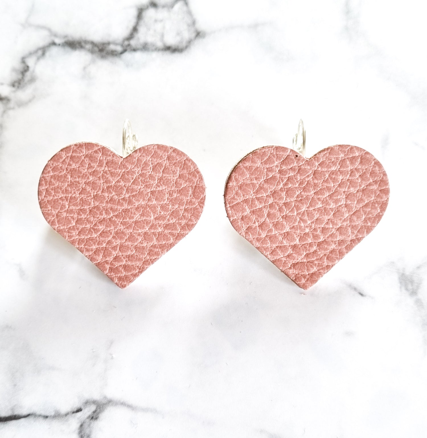 Nouvelle Zealande Chic Earrings - Large Heart Peach