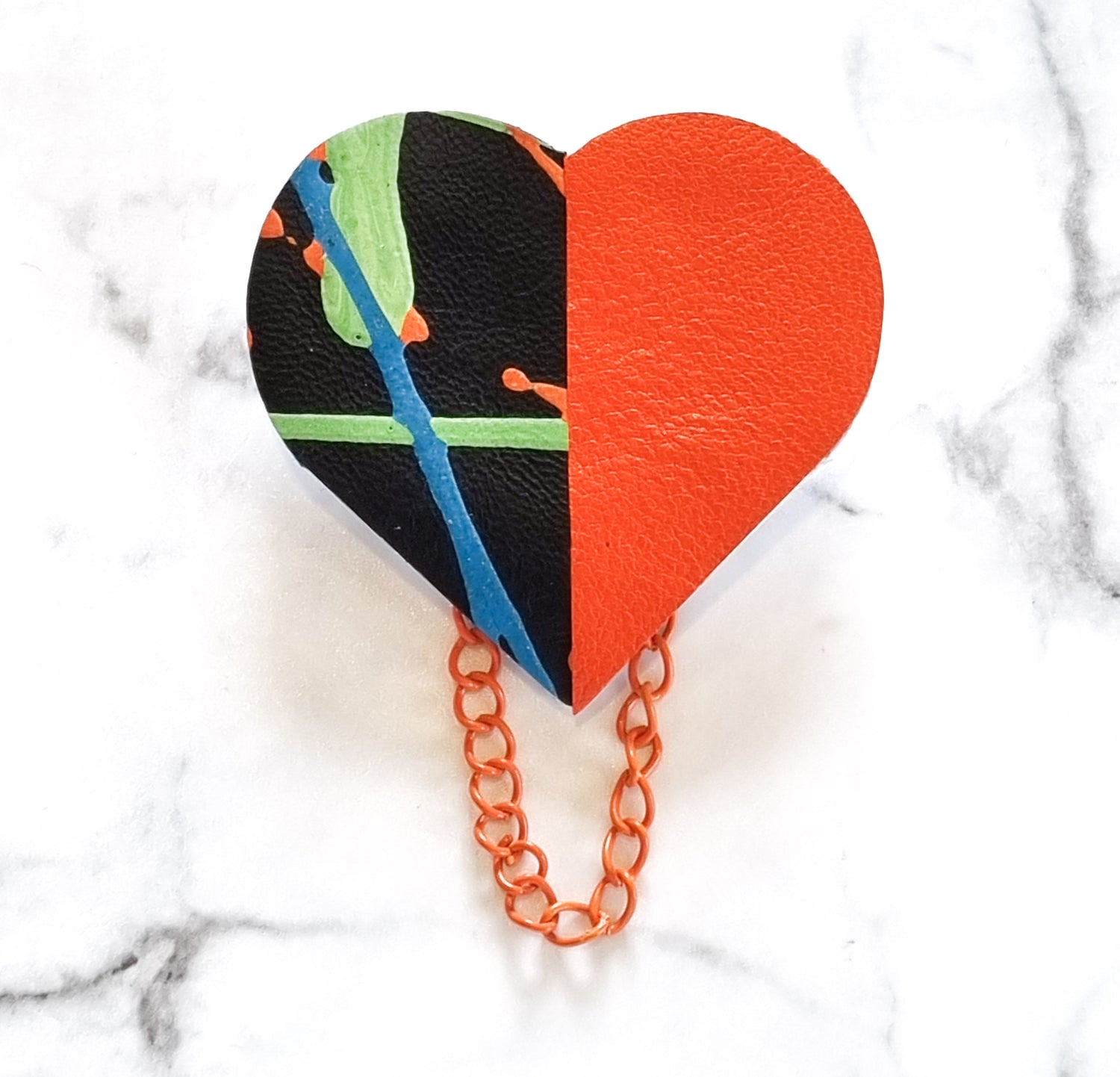 Nouvelle Zealande Chic Brooch - Heart Orange