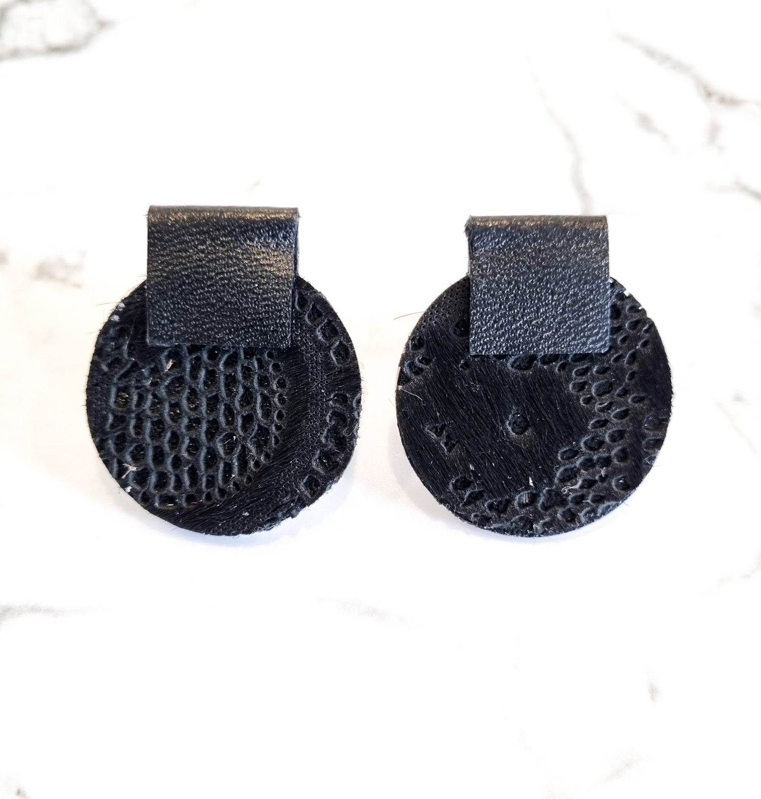 Nouvelle Zelande Chic Earrings - RDSQPBLKBLK