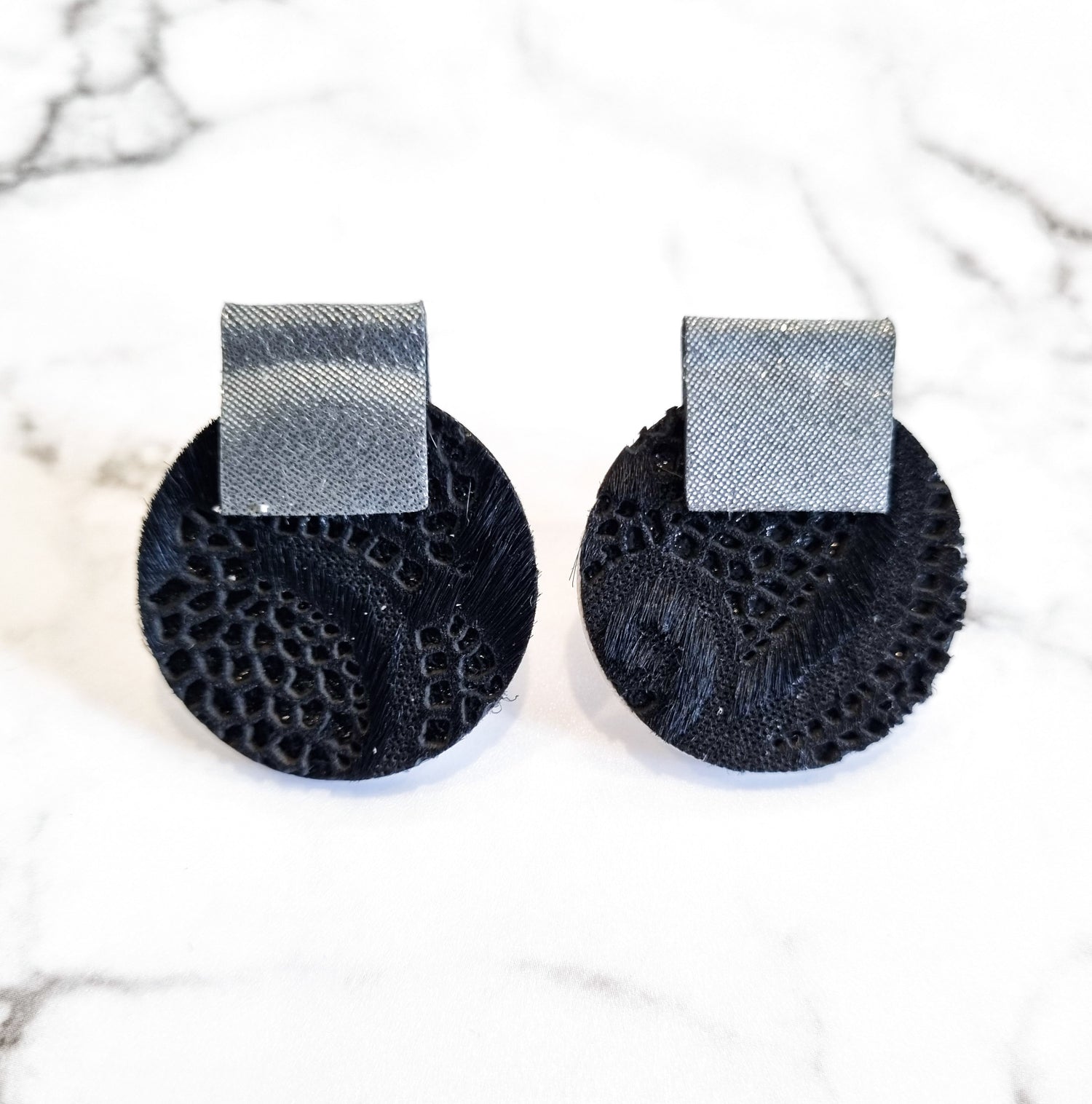 Nouvelle Zelande Chic Earrings - RDSQPBLKSIL