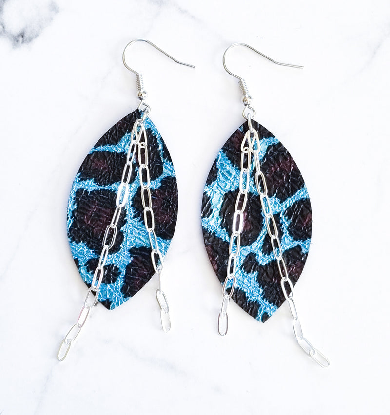 Nouvelle Zelande Chic Earrings - Oval Blue Leopard