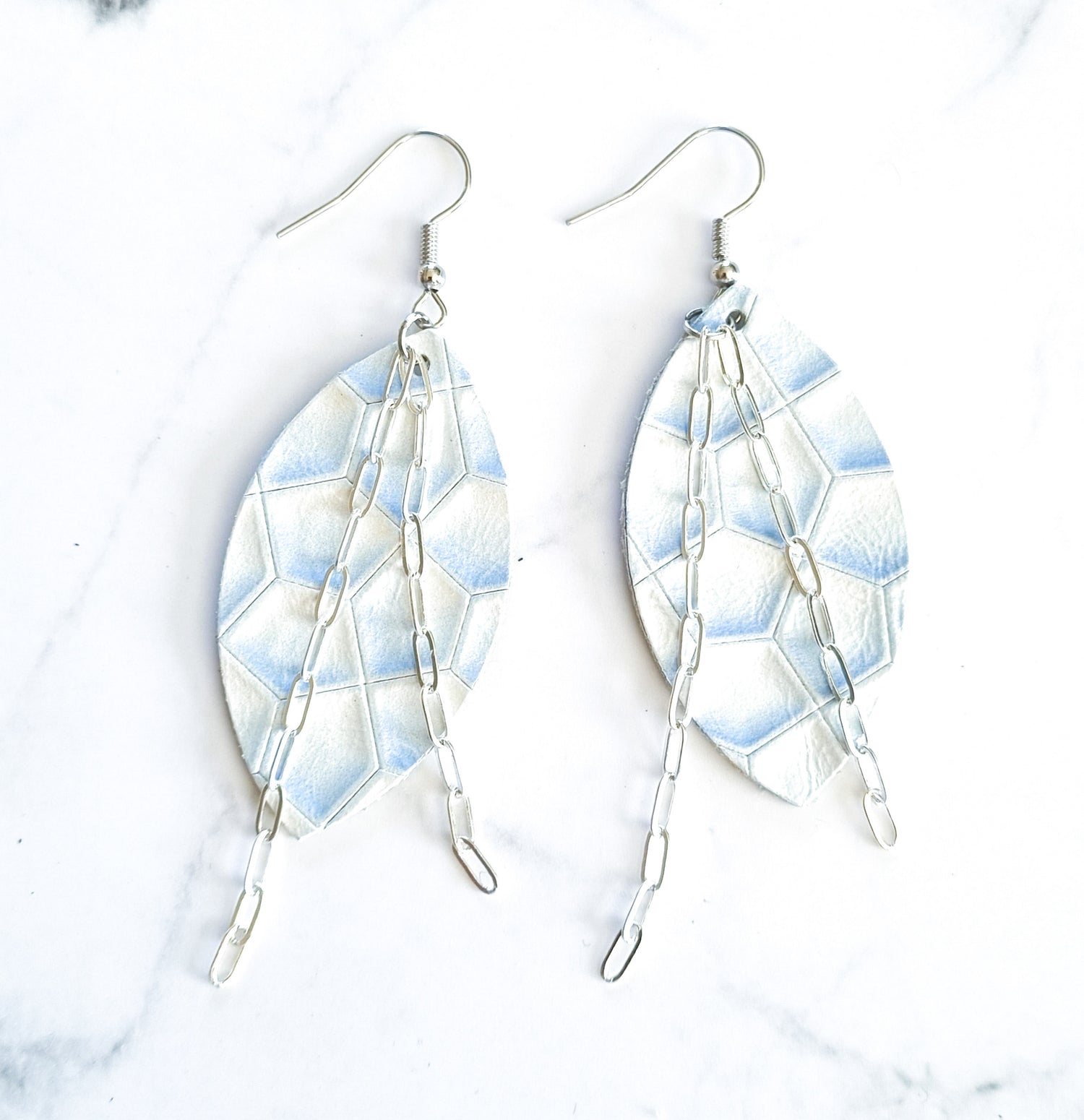 Nouvelle Zelande Chic Earrings - Oval Blue Craze