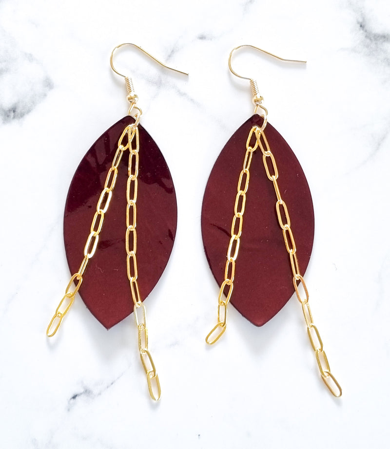 Nouvelle Zelande Chic Earrings - Oval Merlot Glass Gold