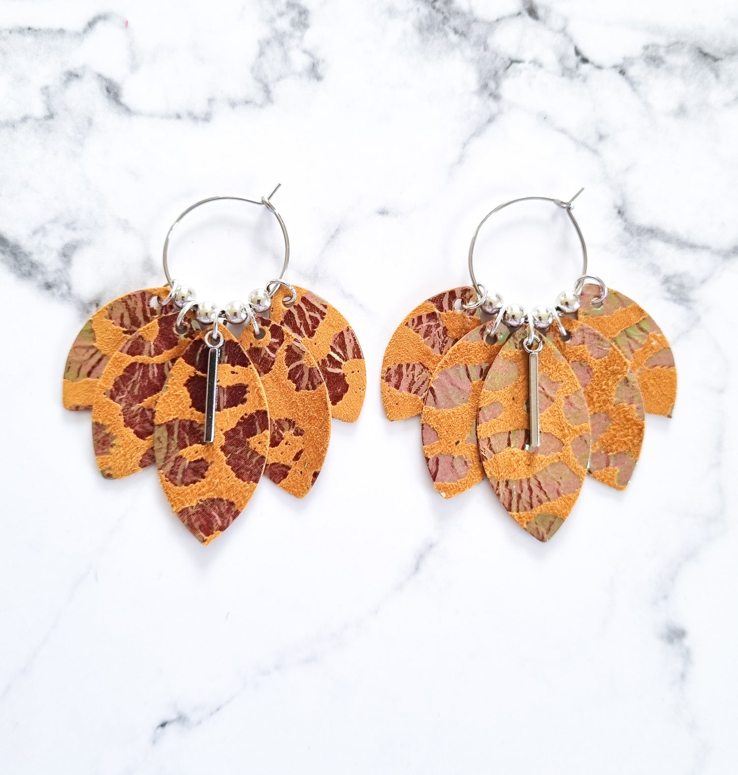 Nouvelle Zelande Chic Earrings - Multi Leaves Mustard Leopard Gold