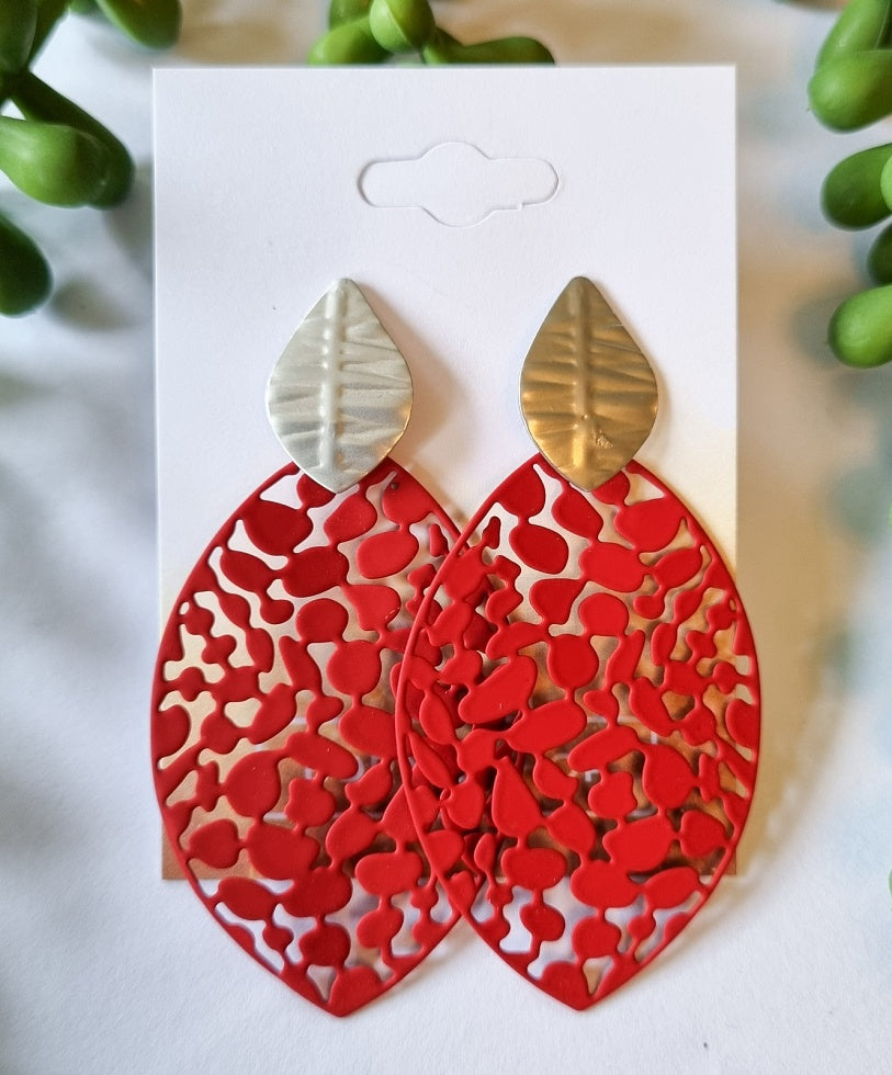 Paris Contemporary Chic Filigree Leaf Earrings - Red - Silver